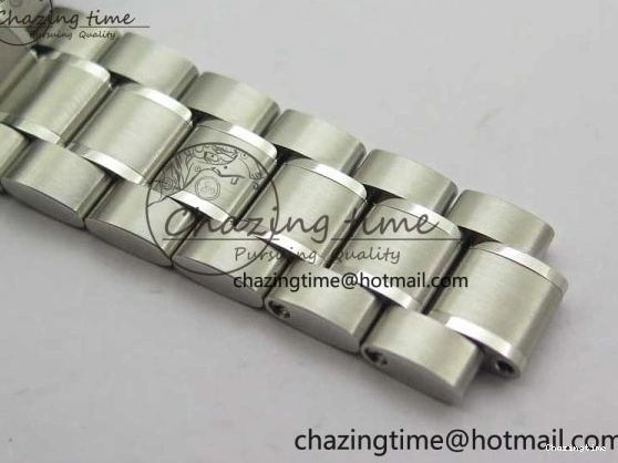 0211 Speedmaster SS Snoopy Apollo OMF Best Edition White Dial on SS Bracelet Venus EasyCare 7877